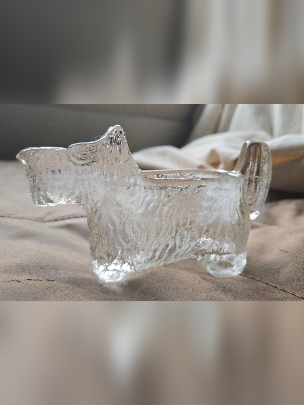 Vintage L.E. Clear Glass Scottie Dog